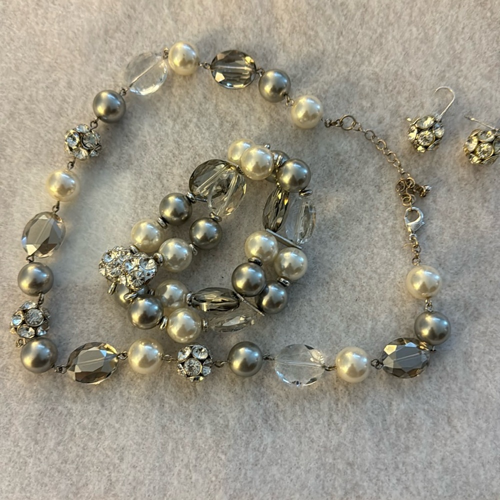 Chunky silver and pearl set